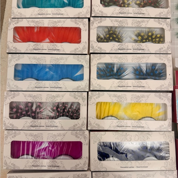 Assorted False Eyelashes Set - Picture 2 of 3